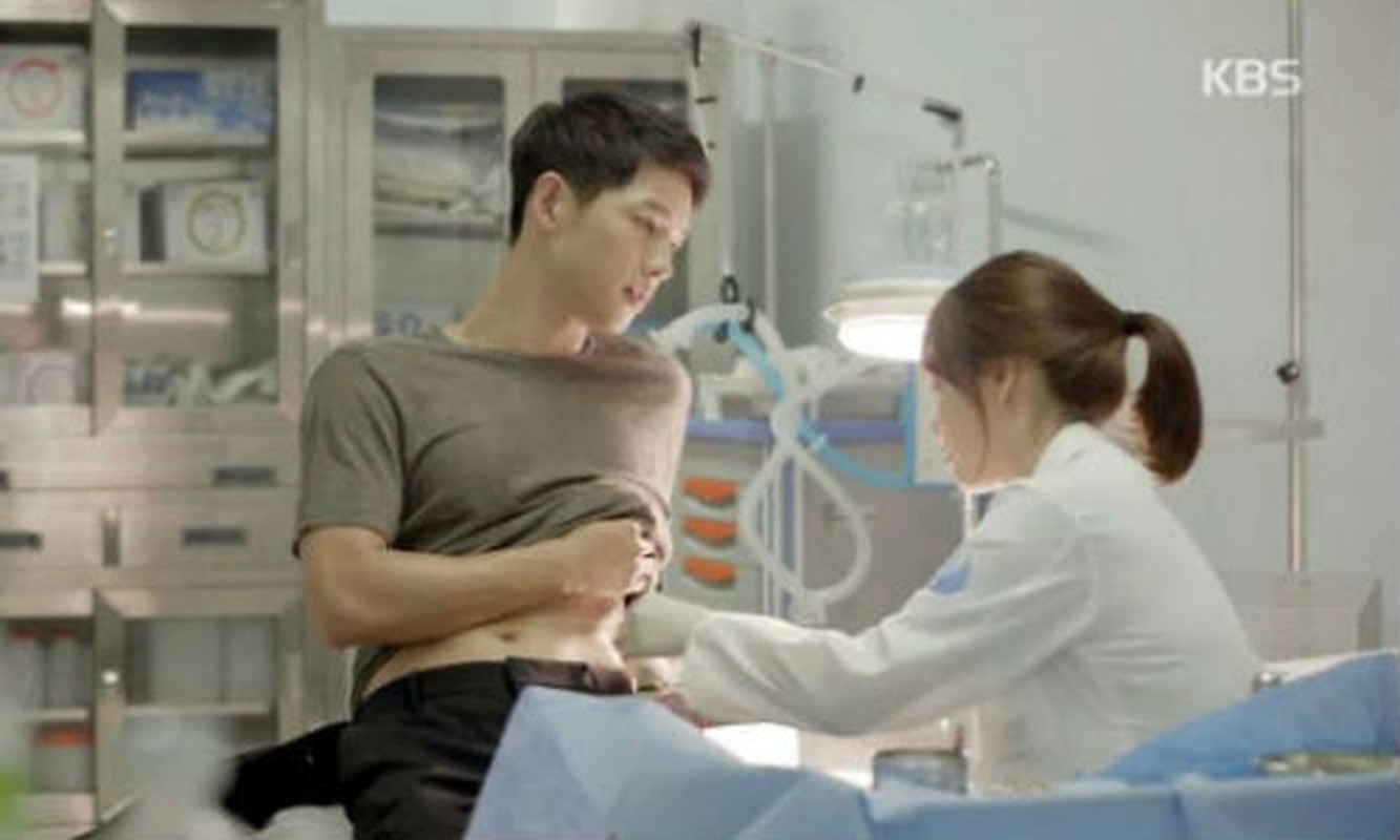 Song Hye Kyo ha guc Song Joong Ki ngay tu phut dau tien-Hinh-4